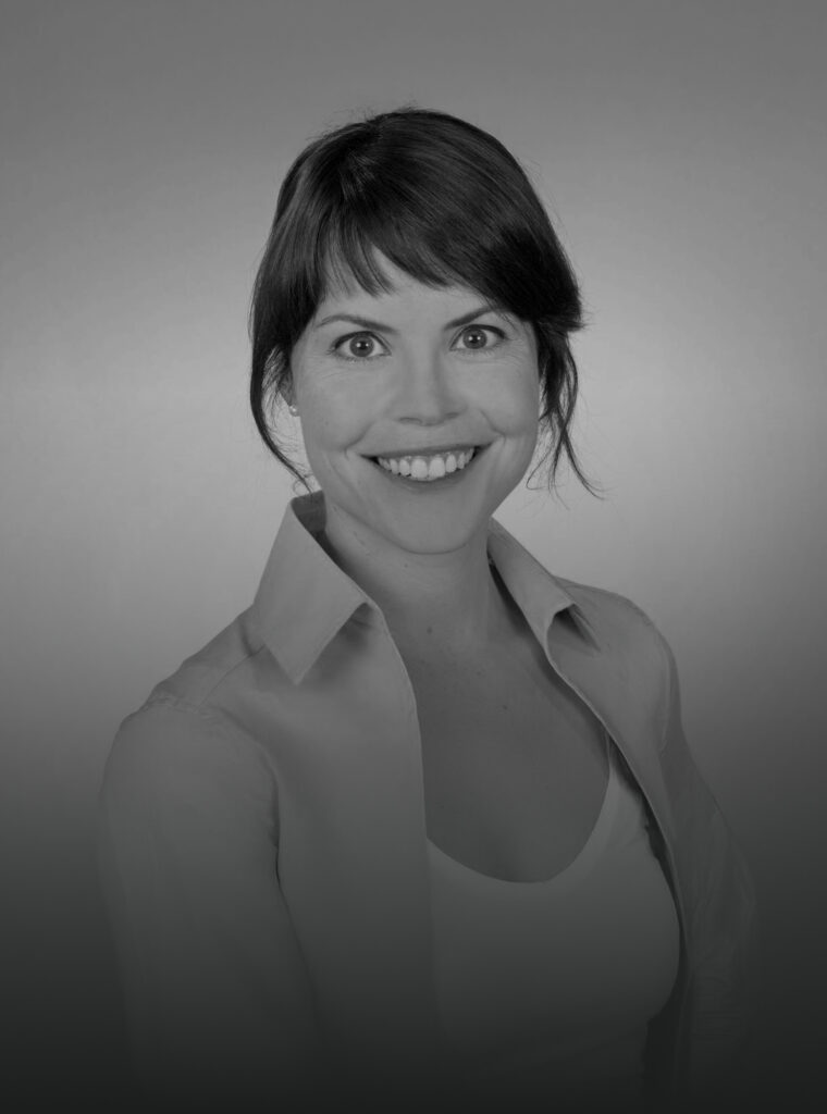 Portrait in schwarz weiß von Franziska Haas, Ernährungsberaterin